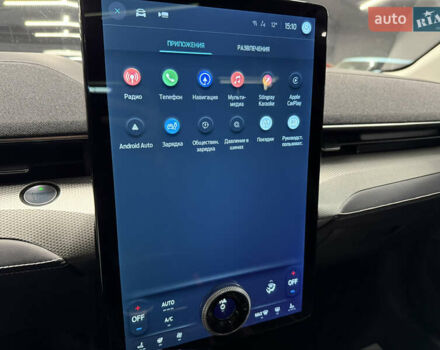 Белый Форд Mustang Mach-E, объемом двигателя 0 л и пробегом 228 тыс. км за 19900 $, фото 82 на Automoto.ua