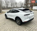 Белый Форд Mustang Mach-E, объемом двигателя 0 л и пробегом 67 тыс. км за 30000 $, фото 5 на Automoto.ua