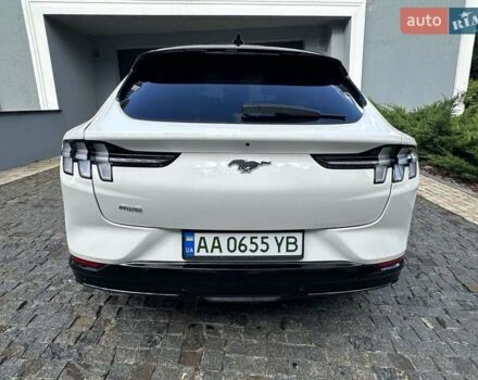 Белый Форд Mustang Mach-E, объемом двигателя 0 л и пробегом 16 тыс. км за 29000 $, фото 5 на Automoto.ua