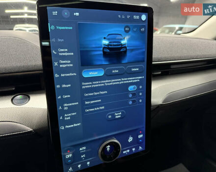 Белый Форд Mustang Mach-E, объемом двигателя 0 л и пробегом 228 тыс. км за 19900 $, фото 81 на Automoto.ua