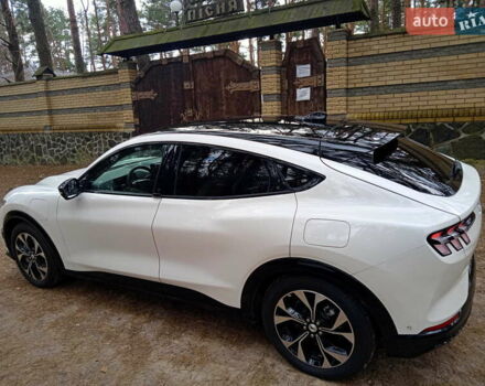 Белый Форд Mustang Mach-E, объемом двигателя 0 л и пробегом 26 тыс. км за 34900 $, фото 8 на Automoto.ua