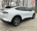Белый Форд Mustang Mach-E, объемом двигателя 0 л и пробегом 67 тыс. км за 30000 $, фото 6 на Automoto.ua