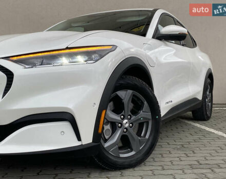 Білий Форд Mustang Mach-E, об'ємом двигуна 0 л та пробігом 58 тис. км за 22450 $, фото 29 на Automoto.ua