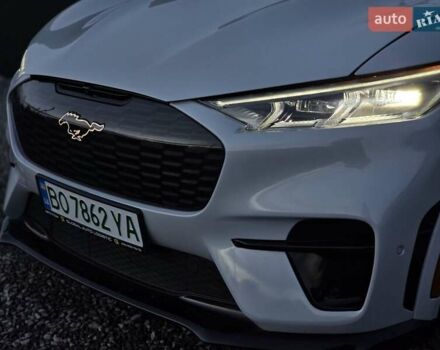 Белый Форд Mustang Mach-E, объемом двигателя 0 л и пробегом 31 тыс. км за 31999 $, фото 72 на Automoto.ua