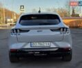 Белый Форд Mustang Mach-E, объемом двигателя 0 л и пробегом 31 тыс. км за 31999 $, фото 12 на Automoto.ua