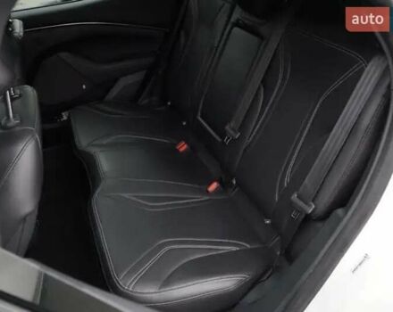 Белый Форд Mustang Mach-E, объемом двигателя 0 л и пробегом 42 тыс. км за 32500 $, фото 14 на Automoto.ua