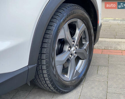 Белый Форд Mustang Mach-E, объемом двигателя 0 л и пробегом 58 тыс. км за 22950 $, фото 27 на Automoto.ua