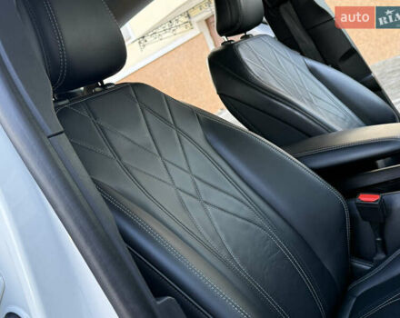 Белый Форд Mustang Mach-E, объемом двигателя 0 л и пробегом 60 тыс. км за 22200 $, фото 71 на Automoto.ua