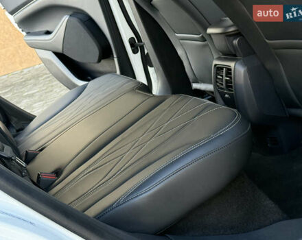 Белый Форд Mustang Mach-E, объемом двигателя 0 л и пробегом 60 тыс. км за 22200 $, фото 57 на Automoto.ua