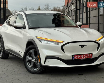 Белый Форд Mustang Mach-E, объемом двигателя 0 л и пробегом 59 тыс. км за 21950 $, фото 11 на Automoto.ua