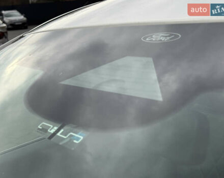 Белый Форд Mustang Mach-E, объемом двигателя 0 л и пробегом 59 тыс. км за 21950 $, фото 34 на Automoto.ua