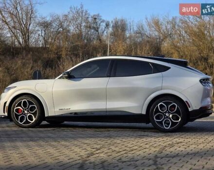 Белый Форд Mustang Mach-E, объемом двигателя 0 л и пробегом 31 тыс. км за 31999 $, фото 30 на Automoto.ua