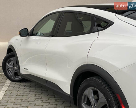 Білий Форд Mustang Mach-E, об'ємом двигуна 0 л та пробігом 58 тис. км за 22450 $, фото 60 на Automoto.ua
