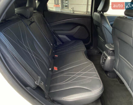 Білий Форд Mustang Mach-E, об'ємом двигуна 0 л та пробігом 58 тис. км за 22450 $, фото 91 на Automoto.ua