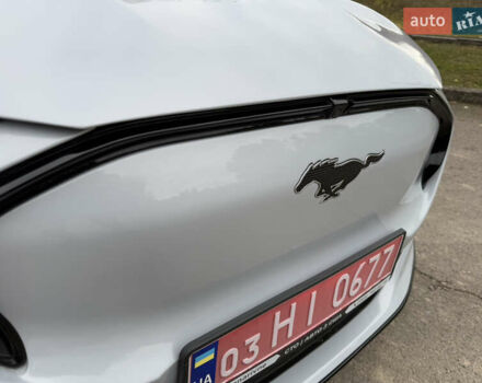 Форд Mustang Mach-E 2022 в Ровно на Automoto.ua Белый Форд Mustang Mach-E, объемом двигателя 0 л и пробегом 75 тыс. км за 23700 $, фото 32 на Automoto.ua