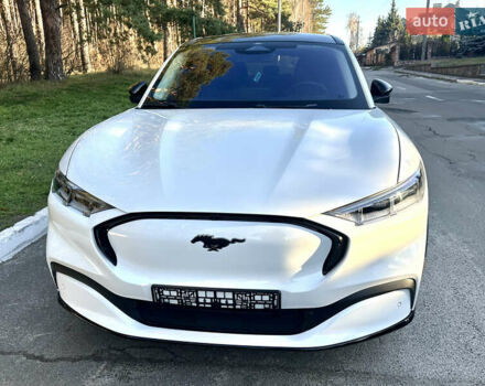 Белый Форд Mustang Mach-E, объемом двигателя 0 л и пробегом 51 тыс. км за 29900 $, фото 16 на Automoto.ua