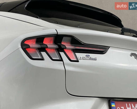Білий Форд Mustang Mach-E, об'ємом двигуна 0 л та пробігом 58 тис. км за 22450 $, фото 58 на Automoto.ua