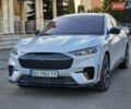 Белый Форд Mustang Mach-E, объемом двигателя 0 л и пробегом 31 тыс. км за 31999 $, фото 4 на Automoto.ua