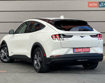 Белый Форд Mustang Mach-E, объемом двигателя 0 л и пробегом 58 тыс. км за 22950 $, фото 33 на Automoto.ua