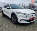 Белый Форд Mustang Mach-E, объемом двигателя 0 л и пробегом 34 тыс. км за 27000 $, фото 1 на Automoto.ua