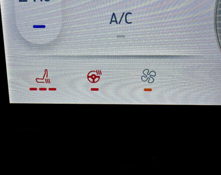 Білий Форд Mustang Mach-E, об'ємом двигуна 0 л та пробігом 42 тис. км за 25300 $, фото 48 на Automoto.ua