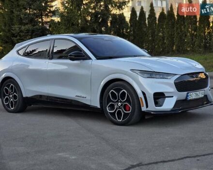 Белый Форд Mustang Mach-E, объемом двигателя 0 л и пробегом 31 тыс. км за 31999 $, фото 8 на Automoto.ua