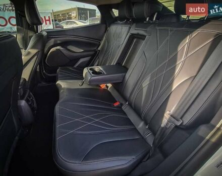 Белый Форд Mustang Mach-E, объемом двигателя 0 л и пробегом 34 тыс. км за 27000 $, фото 9 на Automoto.ua