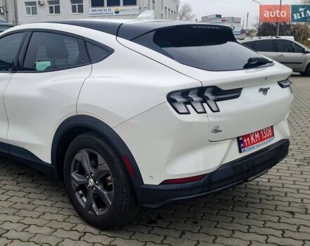 Белый Форд Mustang Mach-E, объемом двигателя 0 л и пробегом 34 тыс. км за 27000 $, фото 28 на Automoto.ua