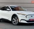 Белый Форд Mustang Mach-E, объемом двигателя 0 л и пробегом 58 тыс. км за 22950 $, фото 101 на Automoto.ua