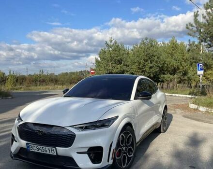 Белый Форд Mustang Mach-E, объемом двигателя 0 л и пробегом 39 тыс. км за 32500 $, фото 7 на Automoto.ua