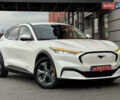 Белый Форд Mustang Mach-E, объемом двигателя 0 л и пробегом 59 тыс. км за 21950 $, фото 7 на Automoto.ua