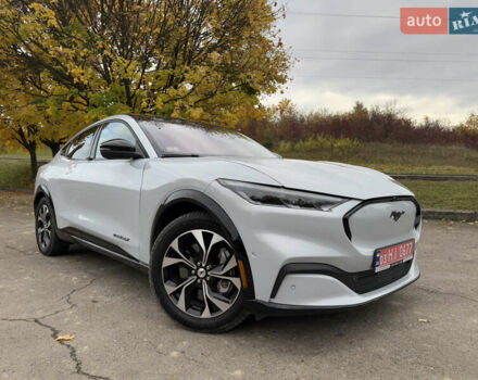 Форд Mustang Mach-E 2022 в Ровно на Automoto.ua Белый Форд Mustang Mach-E, объемом двигателя 0 л и пробегом 75 тыс. км за 23700 $, фото 2 на Automoto.ua