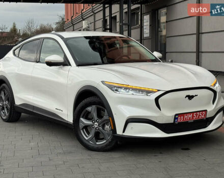 Белый Форд Mustang Mach-E, объемом двигателя 0 л и пробегом 59 тыс. км за 21950 $, фото 9 на Automoto.ua