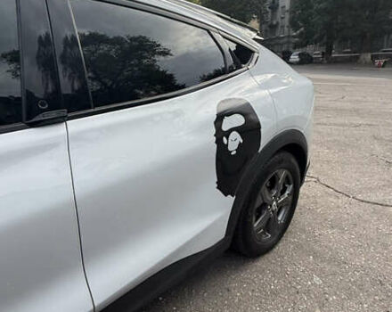 Белый Форд Mustang Mach-E, объемом двигателя 0 л и пробегом 66 тыс. км за 25000 $, фото 12 на Automoto.ua