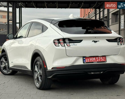 Белый Форд Mustang Mach-E, объемом двигателя 0 л и пробегом 59 тыс. км за 21950 $, фото 38 на Automoto.ua