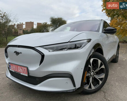 Форд Mustang Mach-E 2022 в Ровно на Automoto.ua Белый Форд Mustang Mach-E, объемом двигателя 0 л и пробегом 75 тыс. км за 23700 $, фото 23 на Automoto.ua