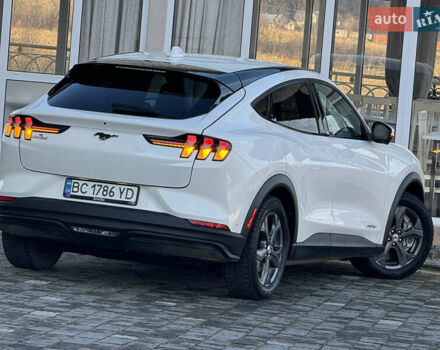 Белый Форд Mustang Mach-E, объемом двигателя 0 л и пробегом 60 тыс. км за 22200 $, фото 27 на Automoto.ua