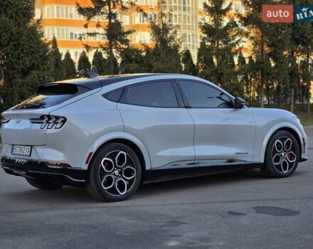 Белый Форд Mustang Mach-E, объемом двигателя 0 л и пробегом 31 тыс. км за 31999 $, фото 11 на Automoto.ua