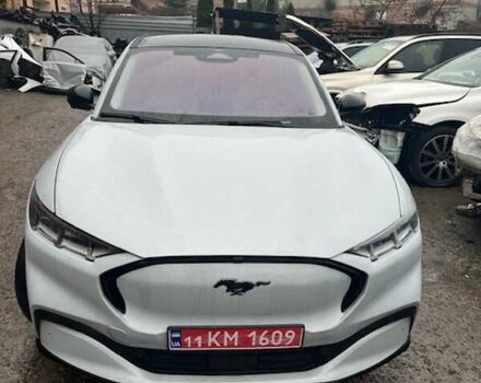 Белый Форд Mustang Mach-E, объемом двигателя 0 л и пробегом 42 тыс. км за 24500 $, фото 1 на Automoto.ua