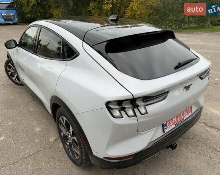 Форд Mustang Mach-E 2022 в Ровно на Automoto.ua Белый Форд Mustang Mach-E, объемом двигателя 0 л и пробегом 75 тыс. км за 23700 $, фото 10 на Automoto.ua
