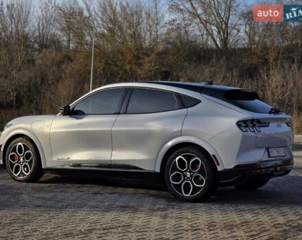 Белый Форд Mustang Mach-E, объемом двигателя 0 л и пробегом 31 тыс. км за 31999 $, фото 31 на Automoto.ua