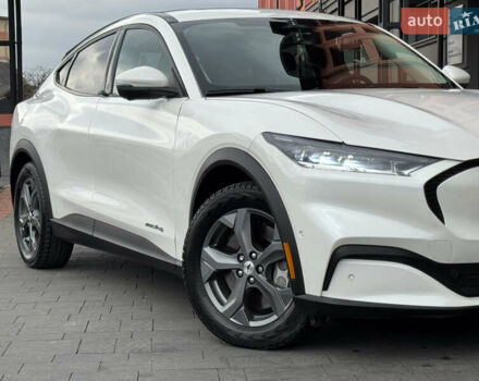 Белый Форд Mustang Mach-E, объемом двигателя 0 л и пробегом 59 тыс. км за 21950 $, фото 15 на Automoto.ua
