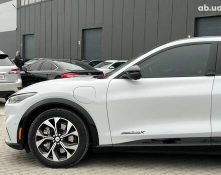 Белый Форд Mustang Mach-E, объемом двигателя 0 л и пробегом 80 тыс. км за 26640 $, фото 1 на Automoto.ua