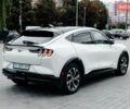 Белый Форд Mustang Mach-E, объемом двигателя 0 л и пробегом 56 тыс. км за 25300 $, фото 4 на Automoto.ua