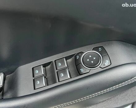 Белый Форд Mustang Mach-E, объемом двигателя 0 л и пробегом 80 тыс. км за 26640 $, фото 15 на Automoto.ua