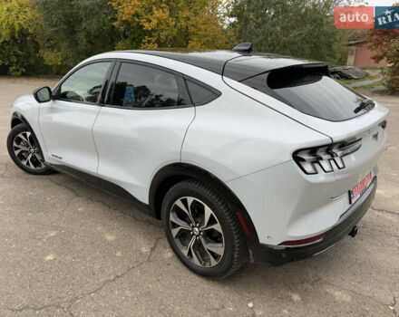 Форд Mustang Mach-E 2022 в Ровно на Automoto.ua Белый Форд Mustang Mach-E, объемом двигателя 0 л и пробегом 75 тыс. км за 23700 $, фото 8 на Automoto.ua
