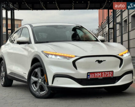 Белый Форд Mustang Mach-E, объемом двигателя 0 л и пробегом 59 тыс. км за 21950 $, фото 8 на Automoto.ua