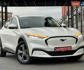 Белый Форд Mustang Mach-E, объемом двигателя 0 л и пробегом 59 тыс. км за 21950 $, фото 8 на Automoto.ua