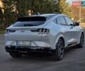 Белый Форд Mustang Mach-E, объемом двигателя 0 л и пробегом 31 тыс. км за 31999 $, фото 7 на Automoto.ua
