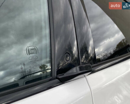 Білий Форд Mustang Mach-E, об'ємом двигуна 0 л та пробігом 58 тис. км за 22450 $, фото 33 на Automoto.ua